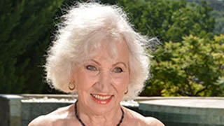 Norma B
